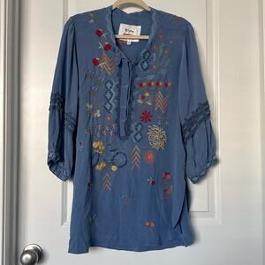 Johnny Was Biya Carden Tunic 100% Silk Sz M Embroidered Blue 3/4 Sleeves Boho
